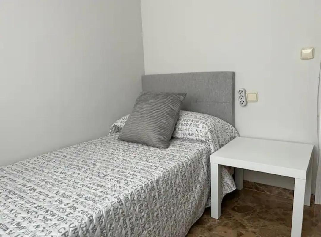 Апартаменти Apartamento Puente Romano Кордова Екстер'єр фото